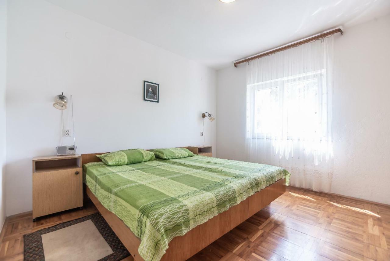 Kiwi Apartments Gornji Karin Esterno foto